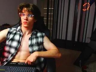 Offline logan_fraser on Flirt4Free