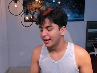 Offline lord_mackhenzy on Flirt4Free