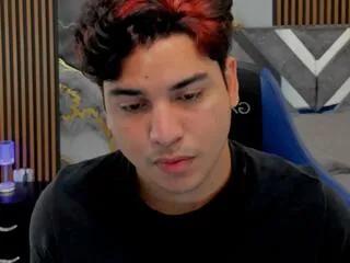 Offline lord_mackhenzy on Flirt4Free