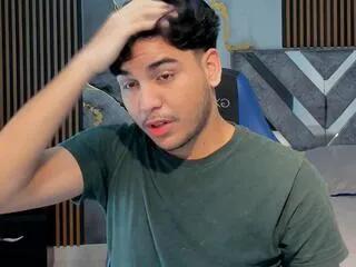 lord_mackhenzy — Freechat on Flirt4Free