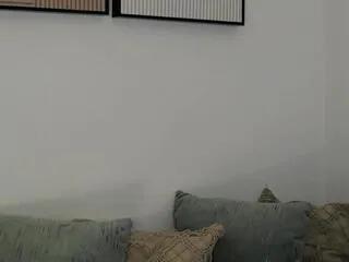 Offline lucia_saanvi on Flirt4Free