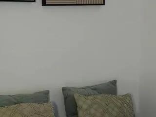 Offline lucia_saanvi on Flirt4Free