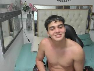 Offline luis_cardona on Flirt4Free