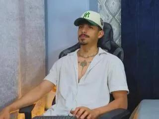 Offline lukee_taylor on Flirt4Free