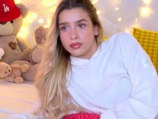 Offline maci_reynolds on Flirt4Free