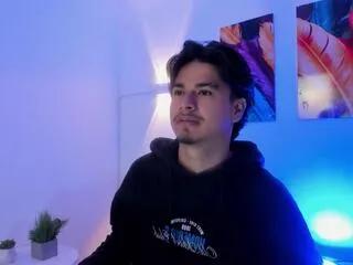 Offline mathew_adamss on Flirt4Free