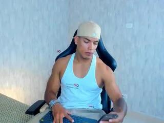 Offline max_mayers on Flirt4Free