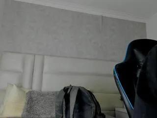 Offline michael_reinolds on Flirt4Free