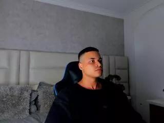 Offline michael_reinolds on Flirt4Free