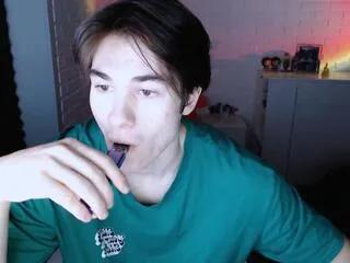 Offline mick_love on Flirt4Free