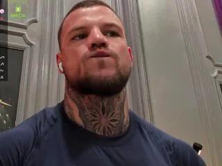 Offline oliver_sport on Flirt4Free