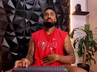 Offline ostin_daniels on Flirt4Free