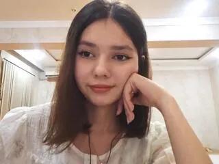 Freechat quyen_luers on Flirt4Free