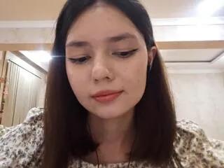 Freechat quyen_luers on Flirt4Free