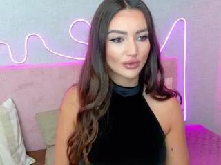 Freechat roxanne_skye on Flirt4Free