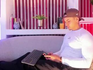 Offline ryan_greys on Flirt4Free