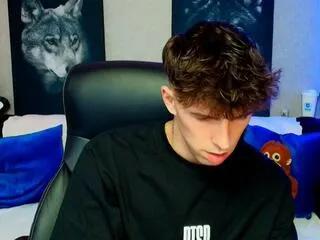 Offline simone_florenzi on Flirt4Free