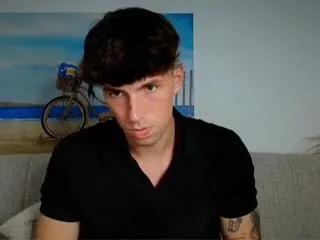 Offline simone_florenzi on Flirt4Free