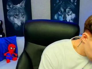 Offline simone_florenzi on Flirt4Free