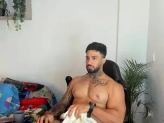 Freechat steban_bernal on Flirt4Free