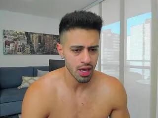 Offline thiago_driussi on Flirt4Free