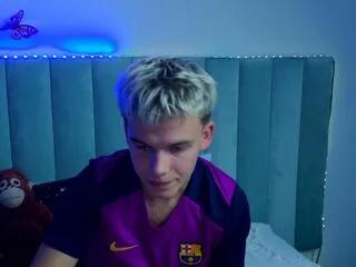 Freechat tibby_duran on Flirt4Free