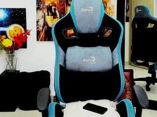 Offline titan_jones on Flirt4Free