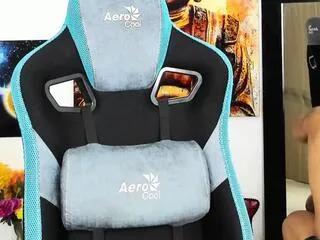 Offline titan_jones on Flirt4Free