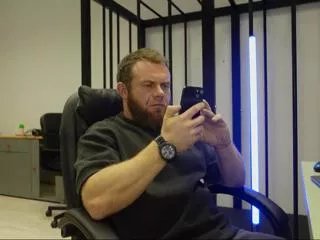 tommy_burnz on Flirt4Free 