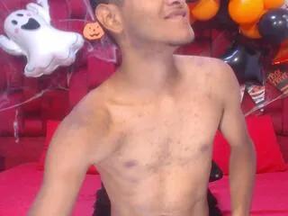 tommy_furt — Freechat on Flirt4Free