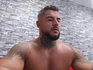 Offline tudfwlch_y on Flirt4Free
