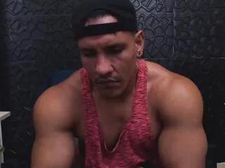 Offline viktor_herrera on Flirt4Free