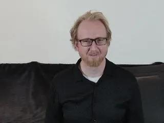 Offline xavii_day on Flirt4Free