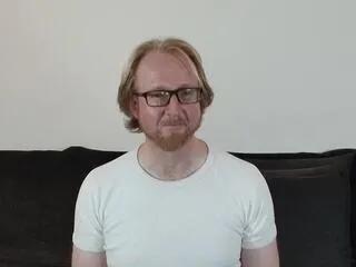 Offline xavii_day on Flirt4Free