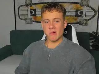 Freechat zeke_carter on Flirt4Free