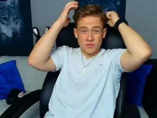 Freechat zeke_carter on Flirt4Free