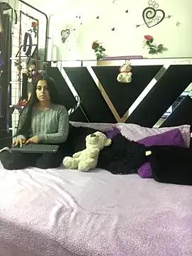 Freechat 1lovelygirls on StripChat