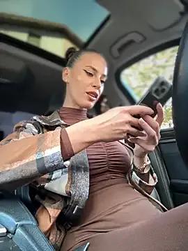 _JessyRey_ — Flash boobs