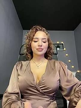 AllaScarlet on StripChat 