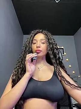 AllaScarlet on StripChat 