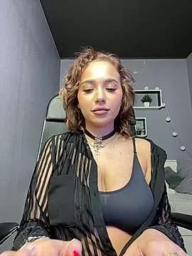 AllaScarlet on StripChat 