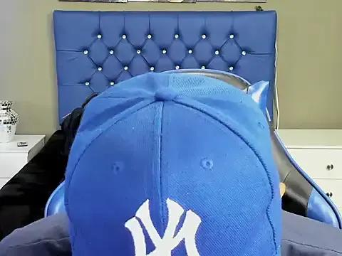 Freechat AngelAndChris on StripChat