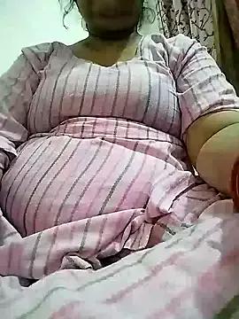 BHABHIJAAN7317 on StripChat 