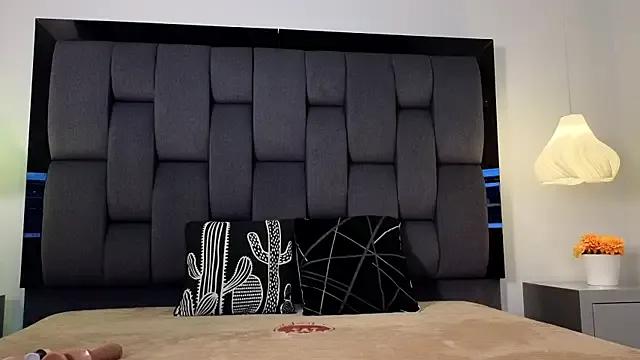 StripChat Calipso_Parisi is Freechat Calipso_Parisi — make me come squirt