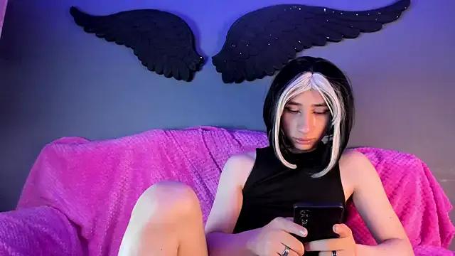 Charlottee_slave's avatar