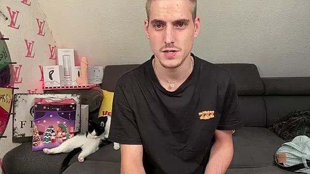 Cookieboy88 on StripChat 