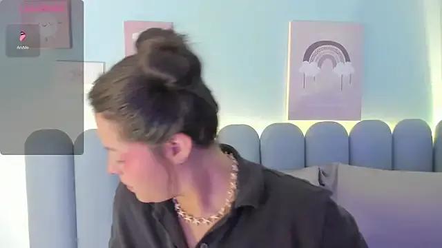 StripChat curvy_rousi is Private curvy_rousi — SUCK NIPPLES AND SPIT ON THEM