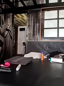 StripChat DarkDea is Freechat DarkDea — Risky Blowjob In Public Park