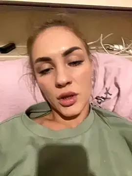 DreamGirl-777's avatar