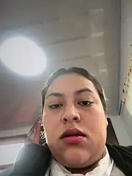 DULCE__26 — BIG SQUIRT CARZY IN OFFICE!!